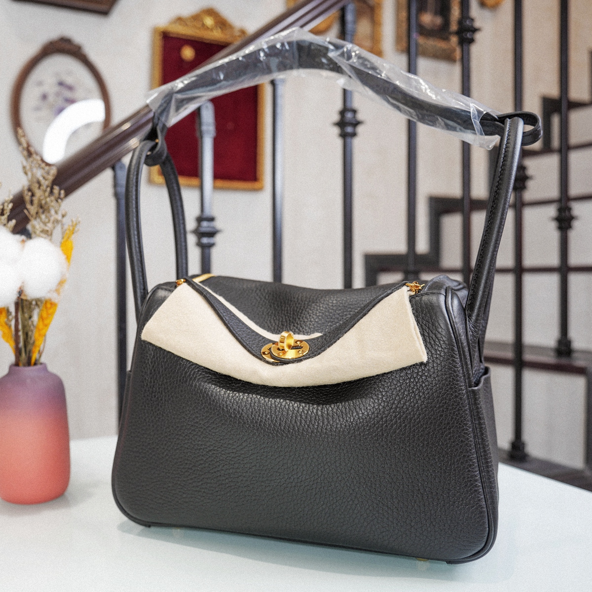 LINDY 26 CC89- Black Gold